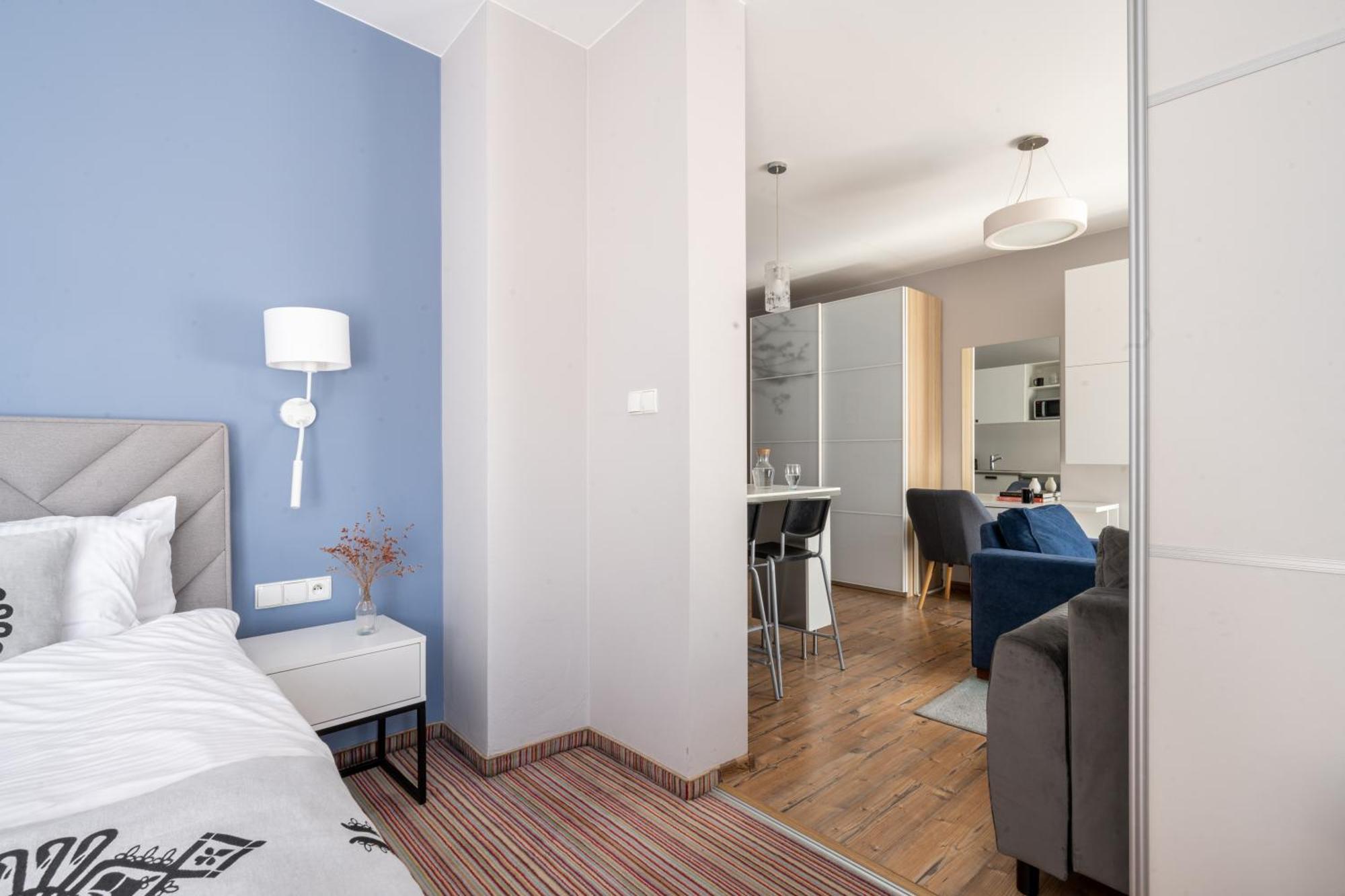 Studio Apartment